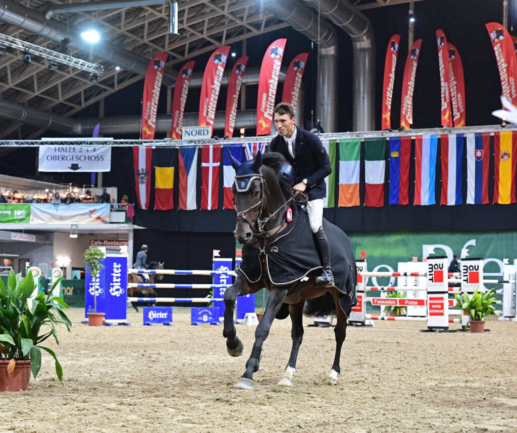 Sieger im AlpenSpan Preis: Angelos Touloupis und Kannandillo. © HORSIC.com