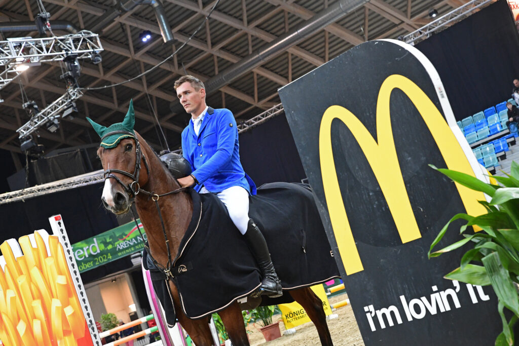 Sieger im Preis von McDonalds: Peter KOPECKY (SVK) und SUBLIME VAN T HOF TE RUYTE. © HORSIC