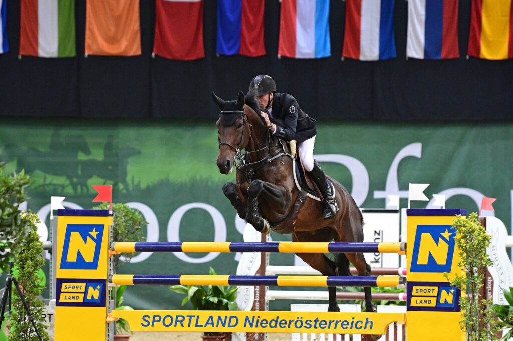 Arena Nova-Stammgast Jur Vrieling (NED) kommt direkt von der Global Champions Tour in Schönbrunn nach Wr. Neustadt. © horsicphotography