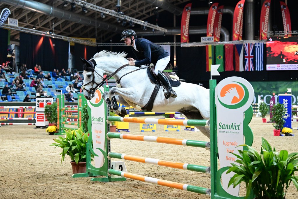 Jonas Hörtenhuber und Hickory White. © horsicphotography