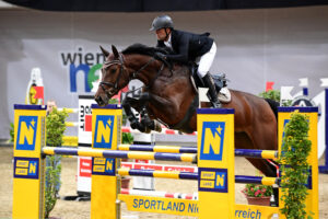 Platz 2 im McDonalds Youngster Tour Finale für Matthias LUCAS (GER) und NOTTING HILL 22. © HORSIC