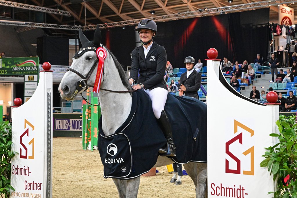 Sieg für Katharina Rhomberg und Ratina im Preis von SGR. © horsicphotography