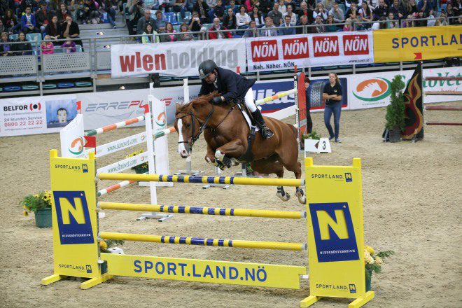 Den Sieg im Großen Preis vom Sportland NÖ im Jahr 2014 holte der 72-jährige Hugo Simon. © Krisztian Buthi